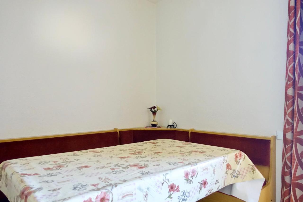 Ciasa Preroman App. Vista Castello Apartment San Martino in Badia Exterior photo